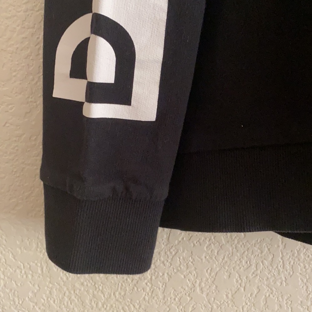 Deadly Sweatshirt - Picture 3 of 5